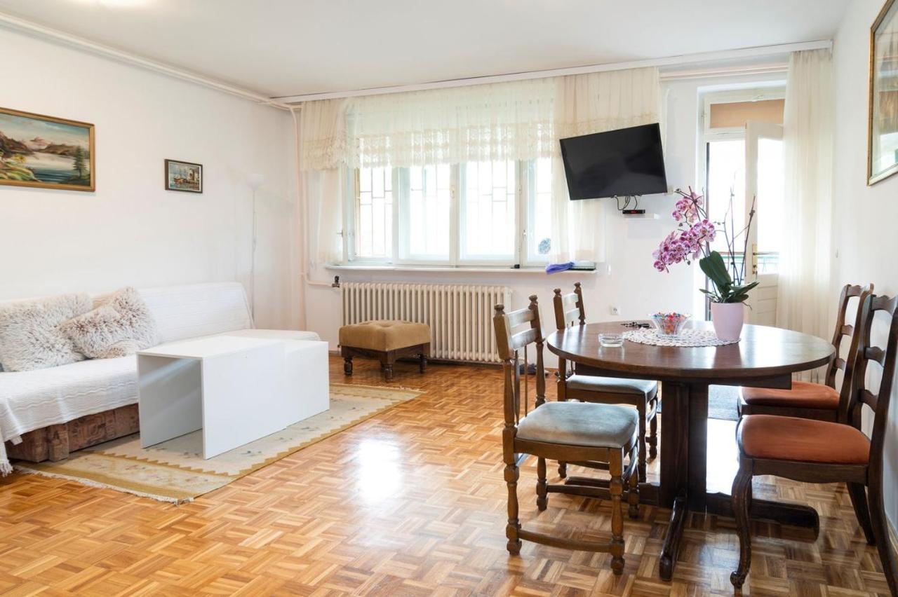 Avlija Garden Gem Apartment Sarajevo Luaran gambar