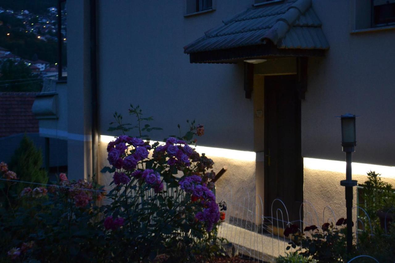 Avlija Garden Gem Apartment Sarajevo Luaran gambar