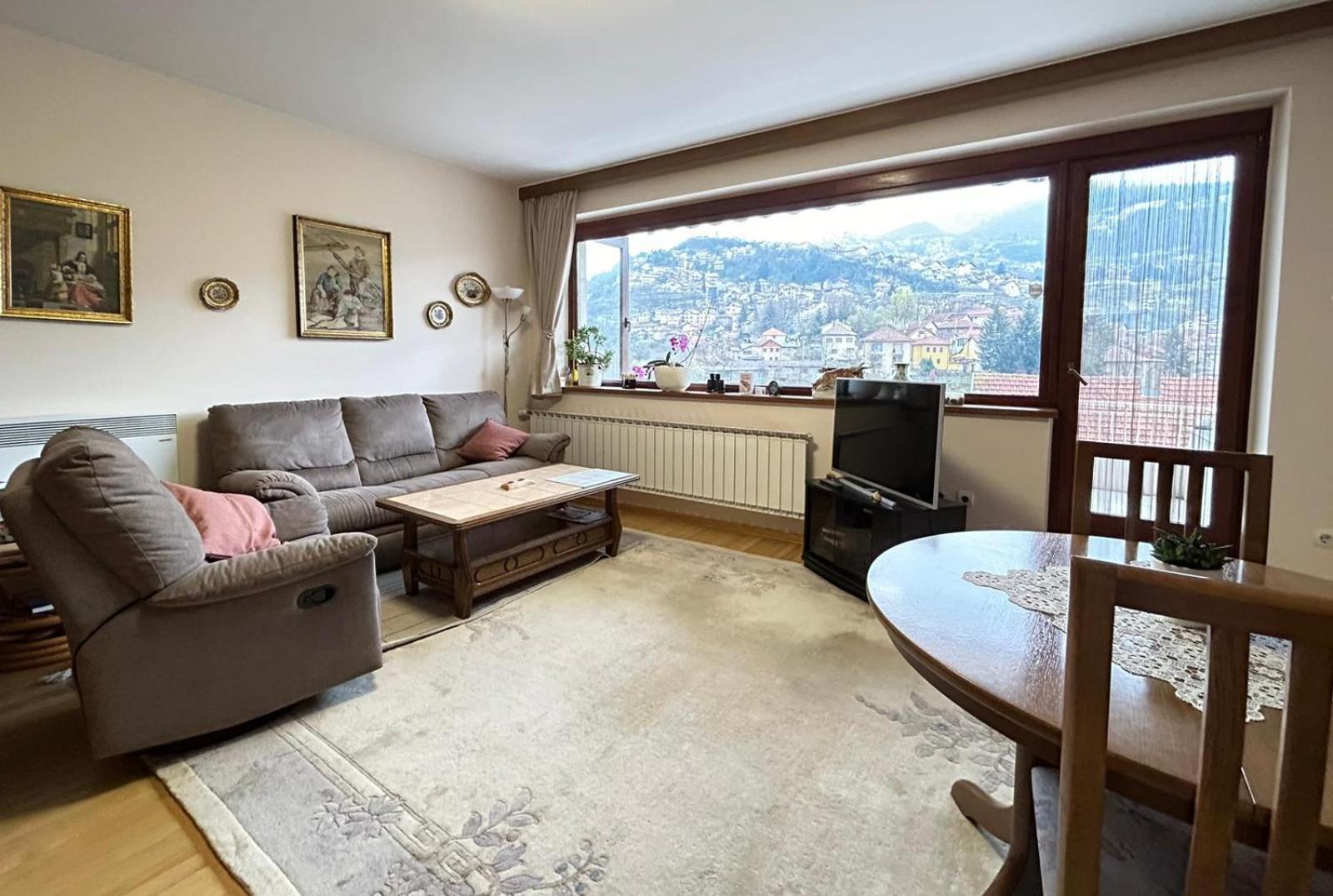 Avlija Garden Gem Apartment Sarajevo Luaran gambar