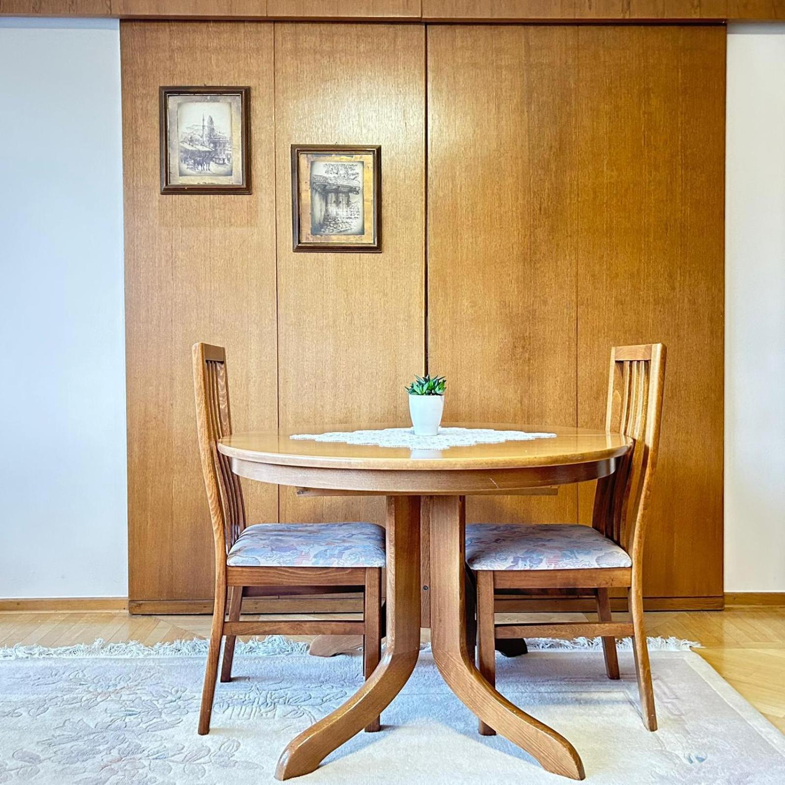Avlija Garden Gem Apartment Sarajevo Luaran gambar